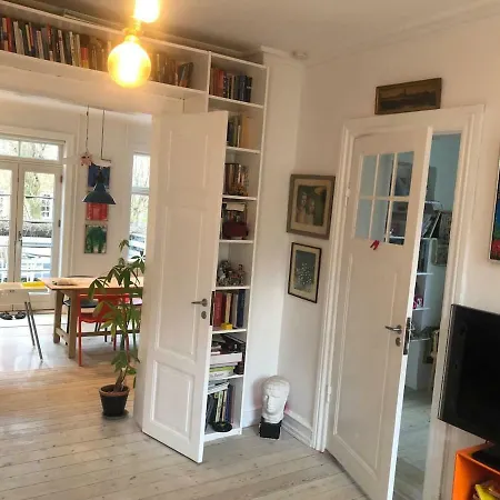 Ingolfs Alle With Porch And Garden * Kopenhagen